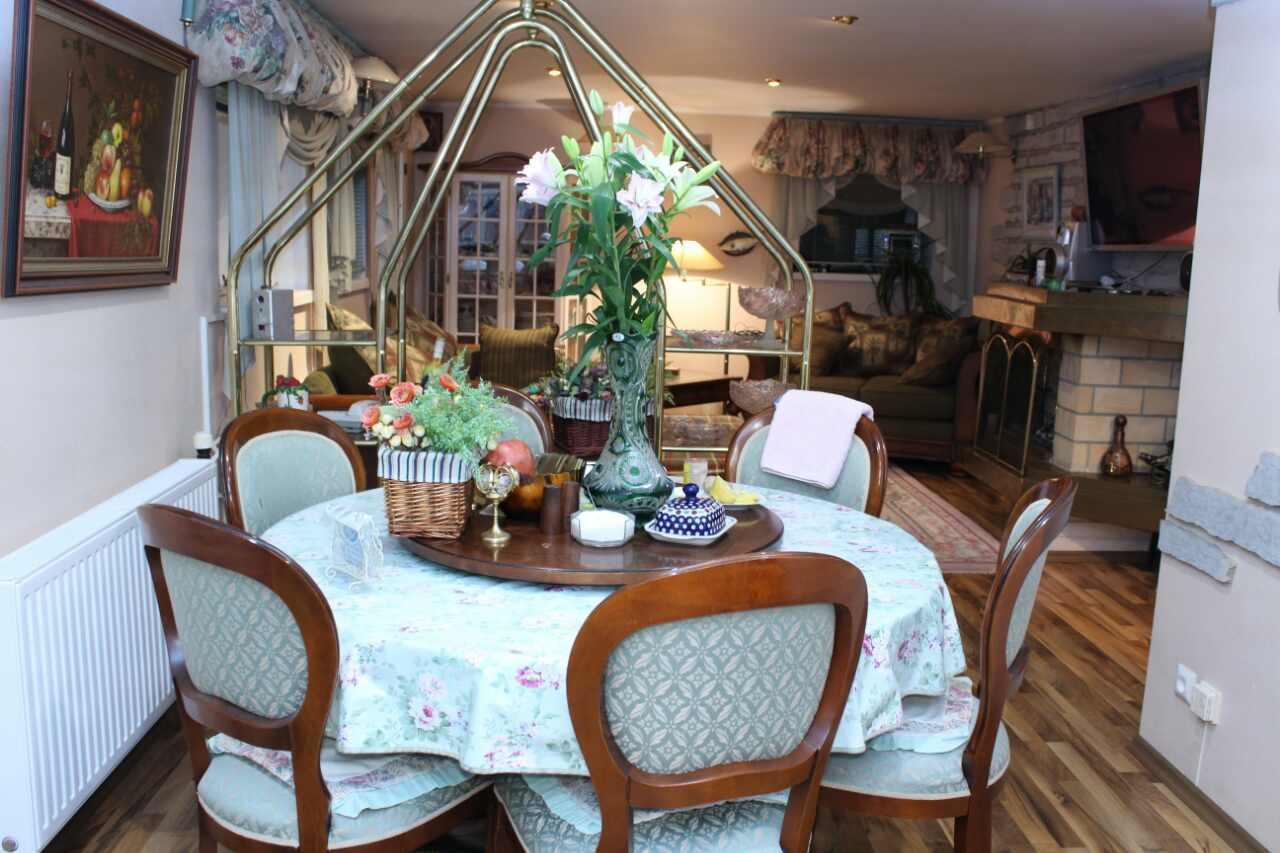 Bed & Breakfast 777